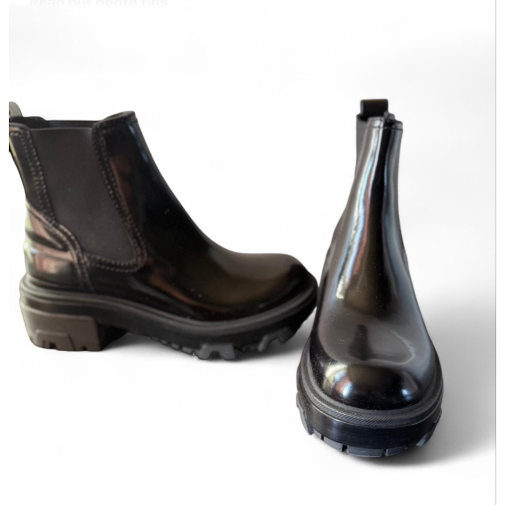 Rag & Bone Shaye Black Lug Sole Chelsea Boots Size 6 w/ Dust Bag NEW in Box